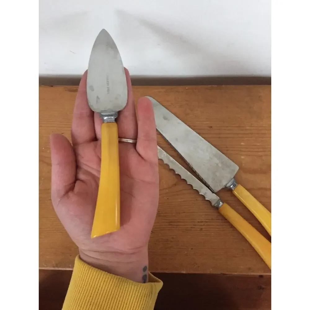Set of 3 Vintage Butterscotch Bakelite Flatware Utensils Pie Slicer Tomato Knife